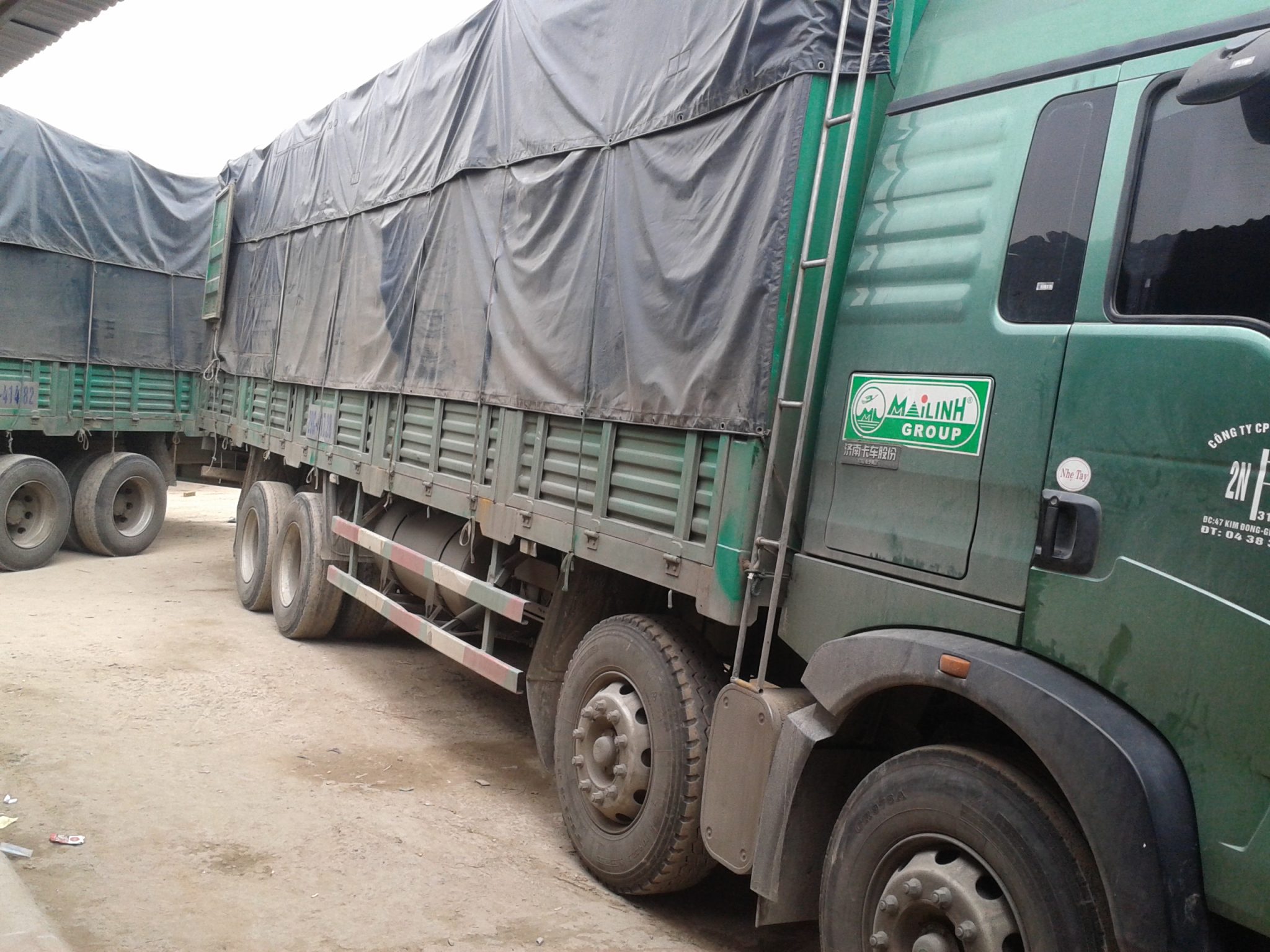 Xe tải công ty Mai Linh Đông Đô