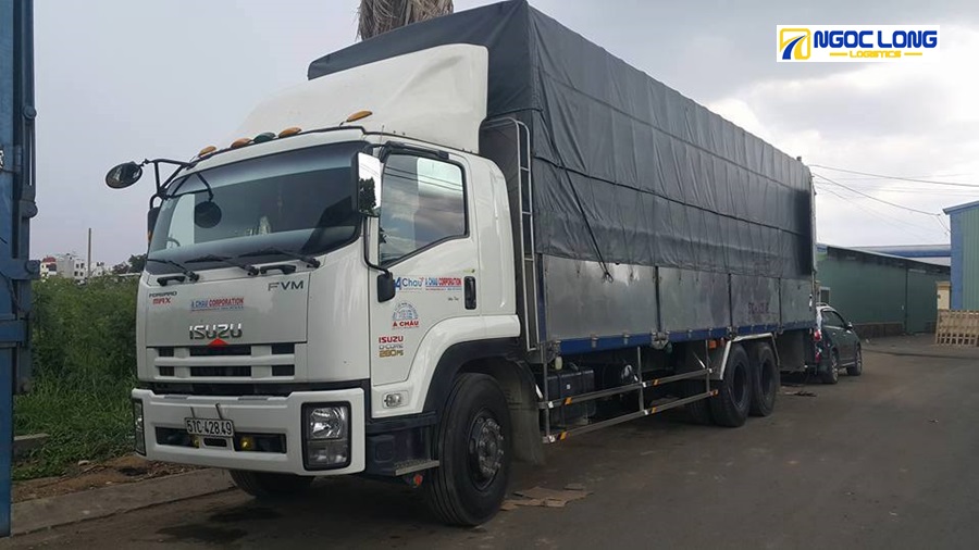 Giao nhận hàng hóa Tết