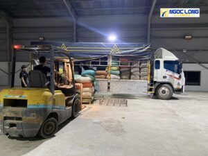 vận chuyển hàng hóa
