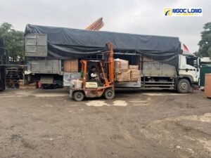 gửi hàng xuyên Tết