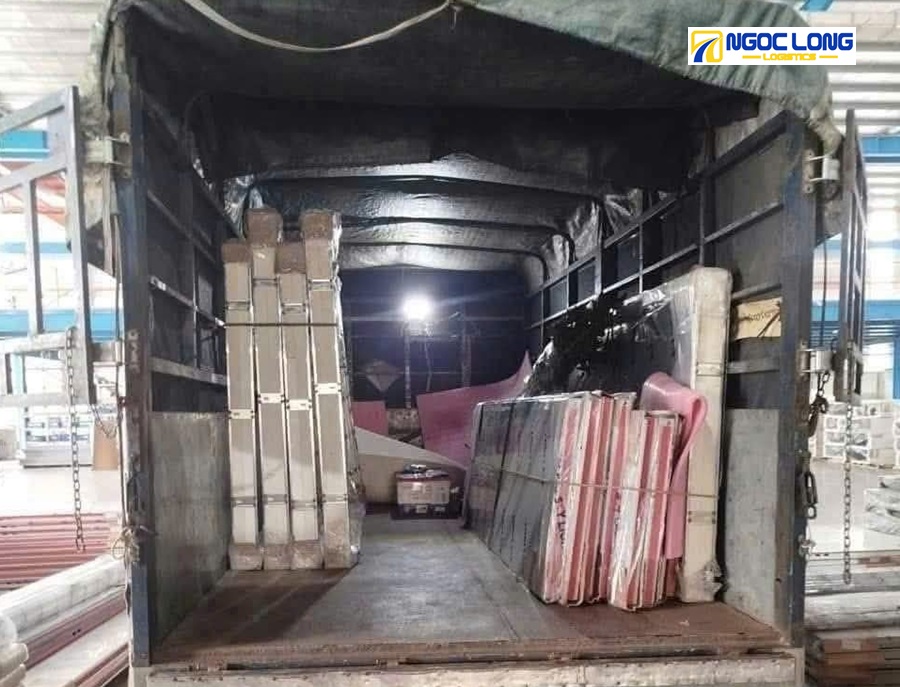 vận chuyển giỏ quà Tết