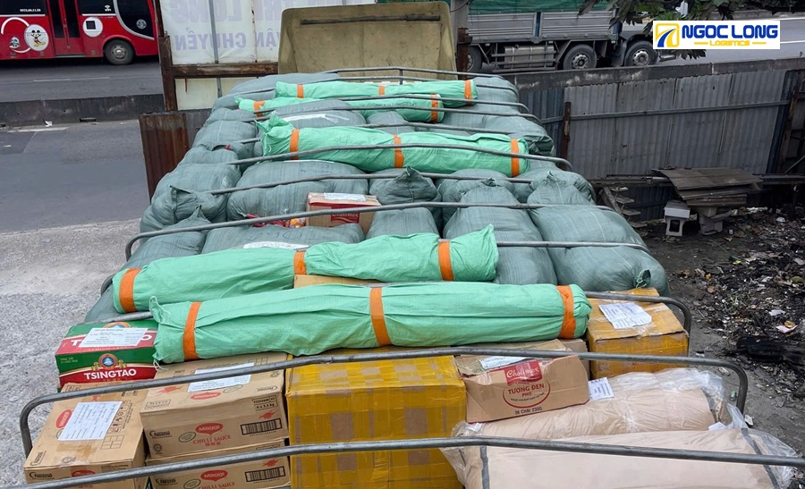 thuê xe tải vận chuyển hàng hóa