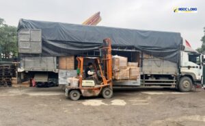 Xe vận chuyển hàng từ TP.HCM đi Đà Lạt