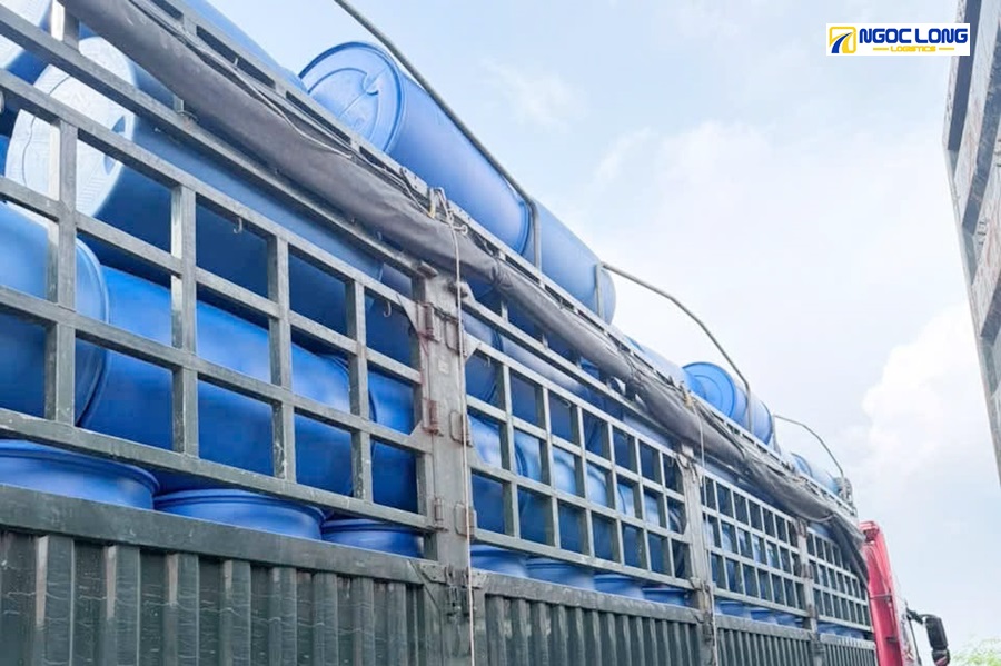 Vận chuyển hàng hóa từ TP.HCM ra Hà Nội