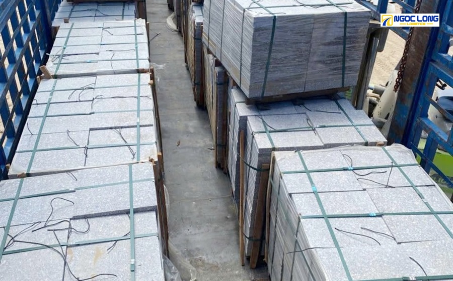 Xe vận chuyển hàng từ TP.HCM đi Lâm Đồng