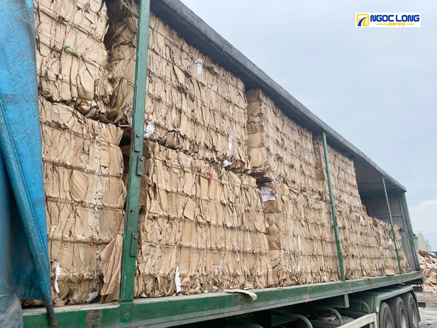 Xe vận chuyển hàng từ TP.HCM đi Lâm Đồng